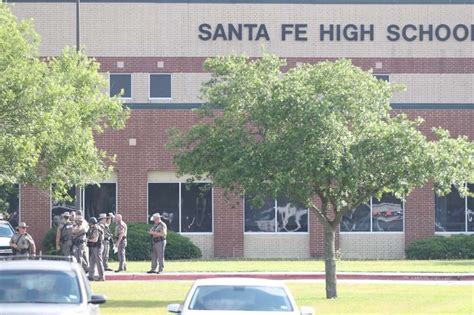 BREAKING NEWS: AMERICA-USA: SANTA FE, Texas – Shooting at Santa Fe ...