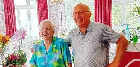 Saint Pois Repas Des Cheveux Blancs Une Ambiance Conviviale