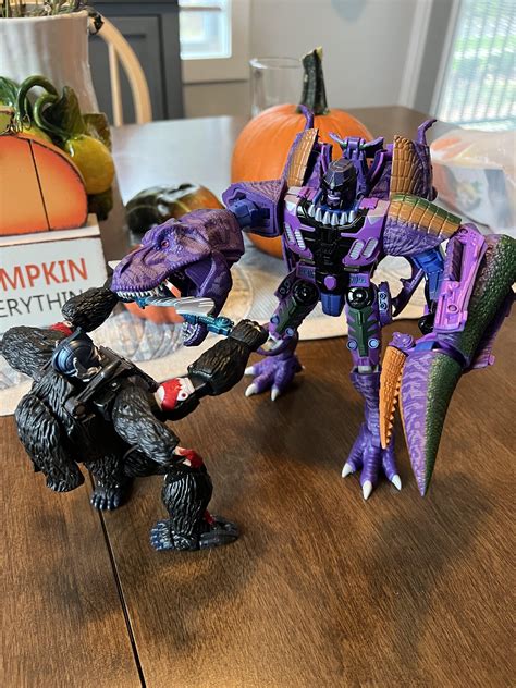 Optimus Primal vs Megatron appreciation post : r/transformers