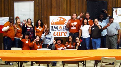 Chapters Volunteer at Homeless Shelters For Texas Exes Care | The Alcalde