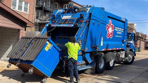 Republic Services Autocar Acx Heil Rear Loader Garbage Truck On