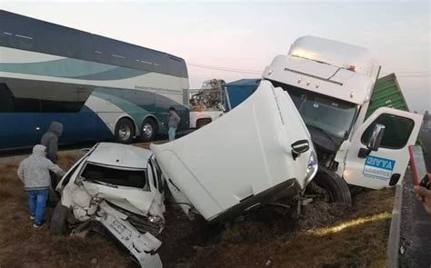 Carambola En Libramiento Bicentenario Deja Muertos Y Heridos Grupo Milenio