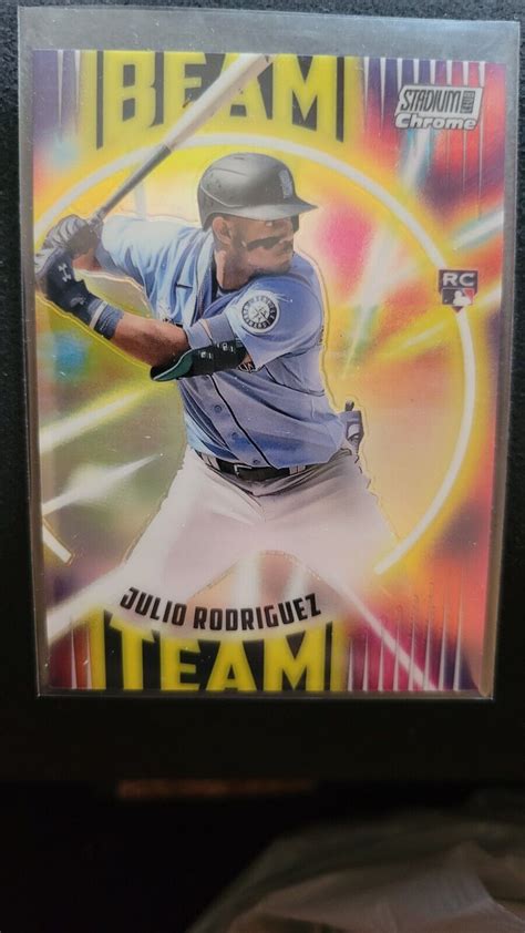 2022 Topps Stadium Club Beam Team BT 25 Julio Rodriguez RC For