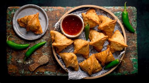 Homemade Vegetable Samosa Recipe Nicky S Kitchen Sanctuary Karinokada