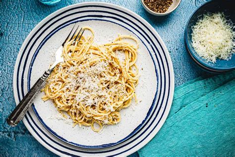 Cacio E Pepe The Mediterranean Dish