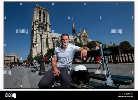 LIONS AND WELSH RUGBY PLAYER JAMIE ROBERTS ENJOYING LIFE AND PLAYING IN ...