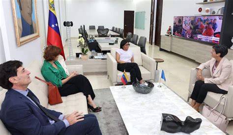 Delcy Rodríguez sostuvo una reunión con Directora Regional del PMA para