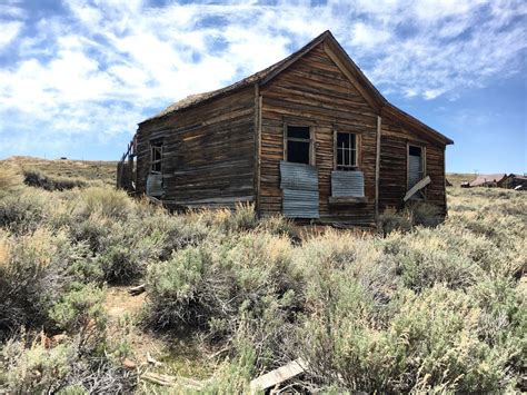 The Bodie Ghost Town Road Trip Guide - Drivin' & Vibin'