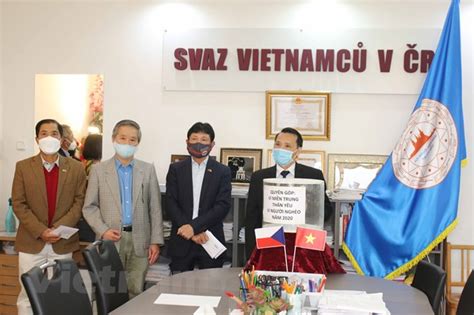 Overseas Vietnamese In Czech And Poland Raise Fund To Support Flood Victims