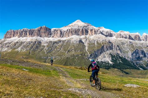 E Bike Touren In Den Dolomiten Bergtouren Mit Aussicht