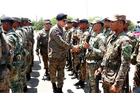 Frontera Contin A Reforzada Tranquila Y Segura Seg N Comandante Del