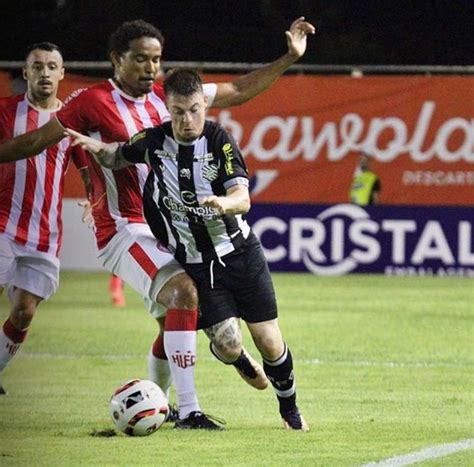 Figueirense Empata Herc Lio Luz E Eliminado Do Campeonato Catarinense