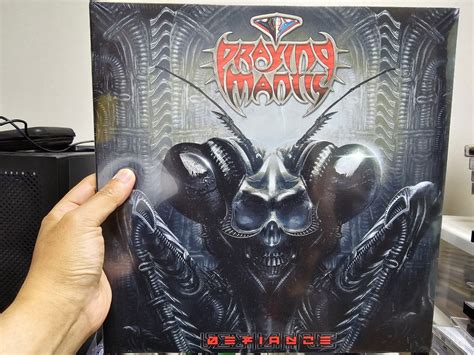 Praying Mantis Defiance Vinyl Photo Metal Kingdom