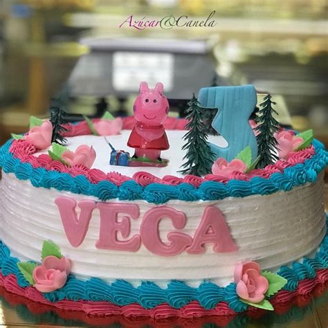 Tarta de cumpleaños Felicidades Vega desayunoadomicilio