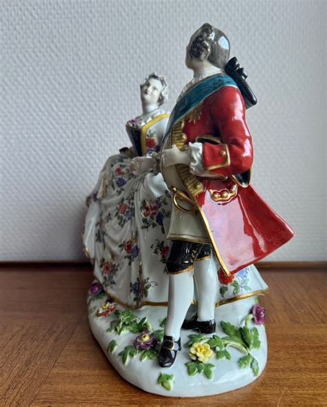 Proantic Meissen Groupe En Porcelaine Couple Galant Dansant