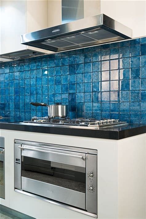 The Power Of Blue Glass Backsplash Tiles Home Tile Ideas