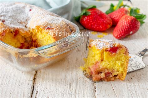 Torta Con Fragole E Crema Pasticcera Dolce Veloce