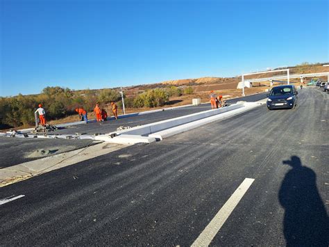 S a deschis traficul pe podul de la Coloneşti peste Drumul Expres