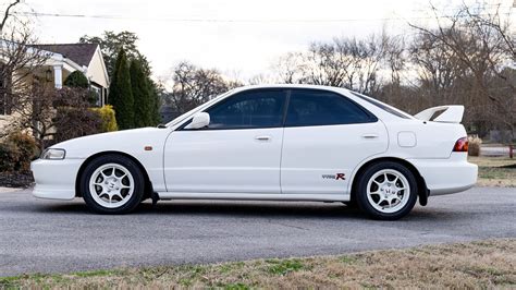 1995 Honda Integra Type R | The Amelia Auction 2024 | Classic Car ...