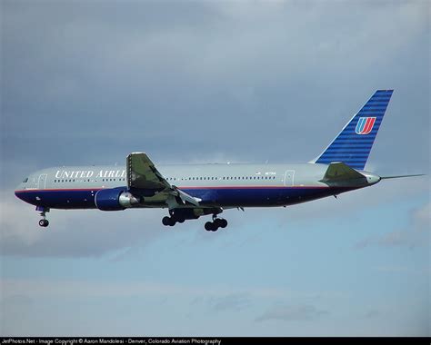 N Ua Boeing Er United Airlines Aaron Mandolesi Jetphotos