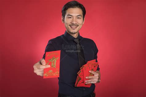 Business People Give Red Envelopes In The New Year Picture And HD