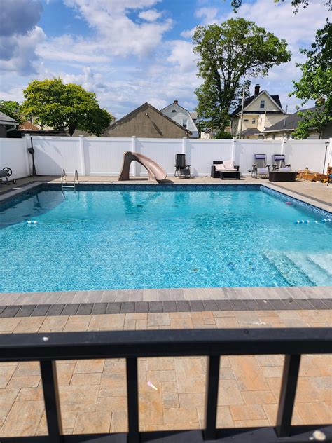 Huge HEATED 30x30 Kid-Friendly Pool! - Private Pool in Inwood - Swimply