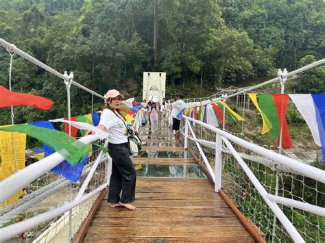 Darjeeling's First Glass-Bottom Skywalk Bridge Connects Bijanbari and ...