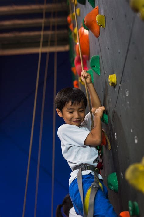 Best Kids Rock Climbing Singapore | Pandan Gardens | Verticlimb