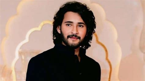 mahesh babu  closely guarding