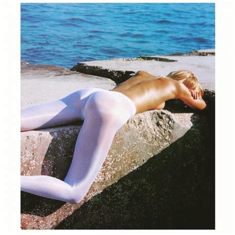 Gigi Hadid Nude And Sexy Photos The Fappening