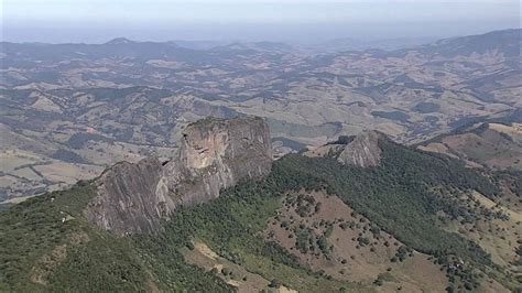 Conhe A Um Pouco Das Montanhas Da Serra Da Mantiqueira Antena