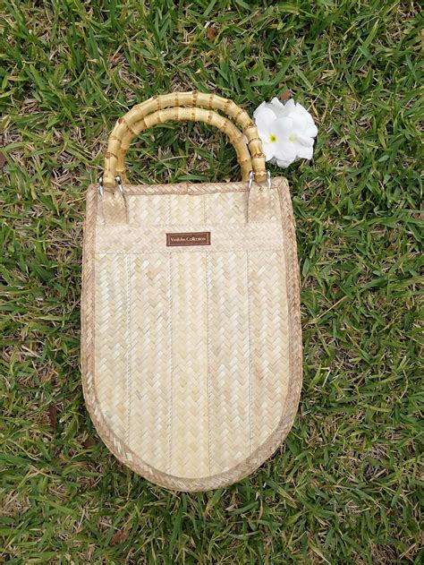 Straw Bag / Bamboo Handle / Straw Tote / Straw Purse / - Etsy