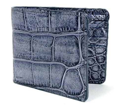 Exploring different colors and finishes in leather wallets – Southern Trapper