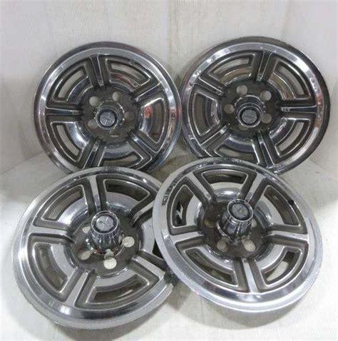 Ford Mustang Fairlane Galaxie Mag Wheel Steel Hubcaps