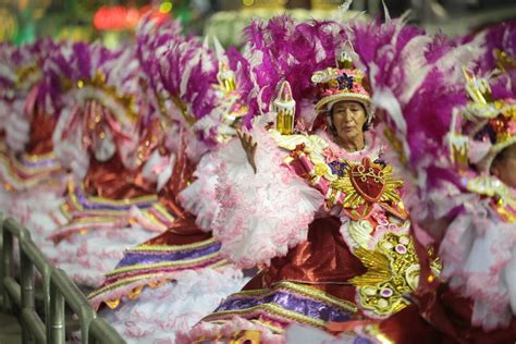 F Celebridades Carnaval Ap S Ser Barrada Em Est Dio Da