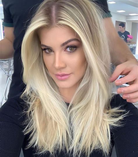 Loiros De Rainha No Instagram Linda Hair Day New Hair Medium