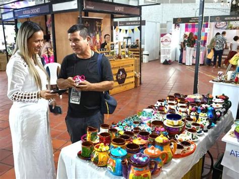 Transcurre Con Xito La Feria Nacional Artesanal De Pitalito