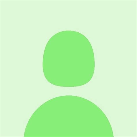 Green pfp 👤 | Green aesthetic, Creative profile picture, Profile picture