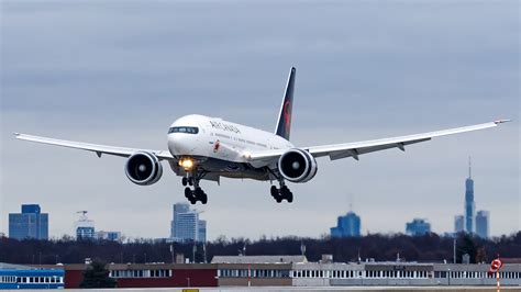 How Air Canada Uses Its Boeing 777 200lrs