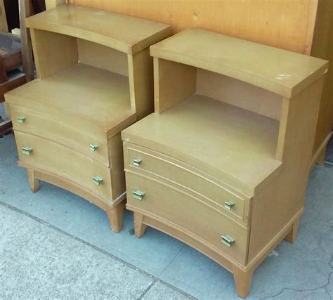 UHURU FURNITURE COLLECTIBLES SOLD Blond Mid Century Nightstands