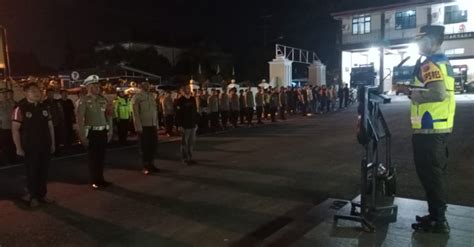 Kapolres Lahat Pimpin Persiapan Malam Idul Fitri Takbir Keliling Dan