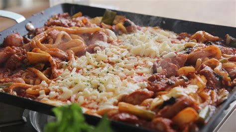 Cheese Dakgalbi Spicy Stir Fried Chicken Topped With Cheese