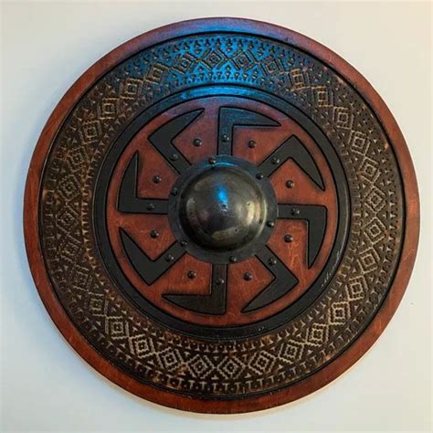 Eivor Valhalla Raven Battle Damaged Viking Wooden Shield 30cm Viking Battle Wooden Shield