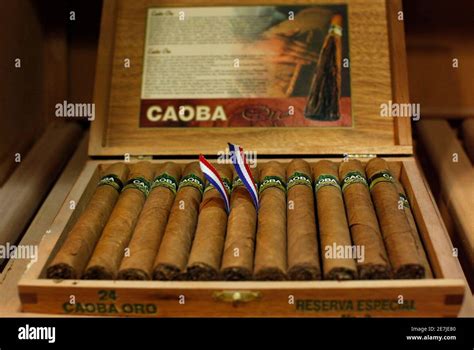 Santo domingo dominican republic cigars hi-res stock photography and ...