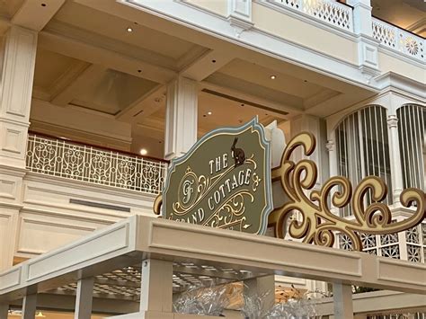 Photos Grand Floridian Easter Eggs And Grand Cottage Officially Arrive