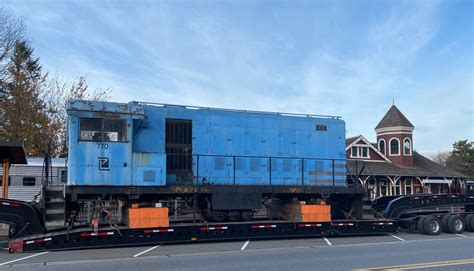 Northwest Railway Museum Moves Two Pound Locomotives