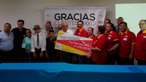 Oxxo Entrega Redondeo A Fundaci N Univafu Luz Noticias