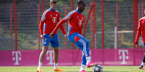 Mathys Tel returns to team training