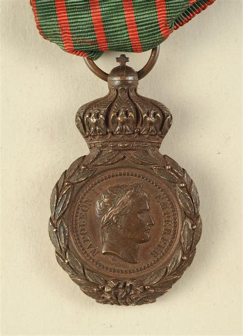 MÉDAILLE DE SAINTE HÉLÈNE modèle 1857 modèle bronze Second Empire