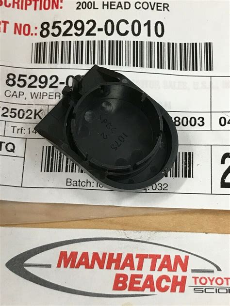 Genuine Toyota Rear Wiper Arm Nut Cap Cover C Sequoia